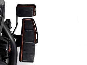 Adversary Rider Footboard Kit - Black & Orange - 18-later FL Softail 50502256