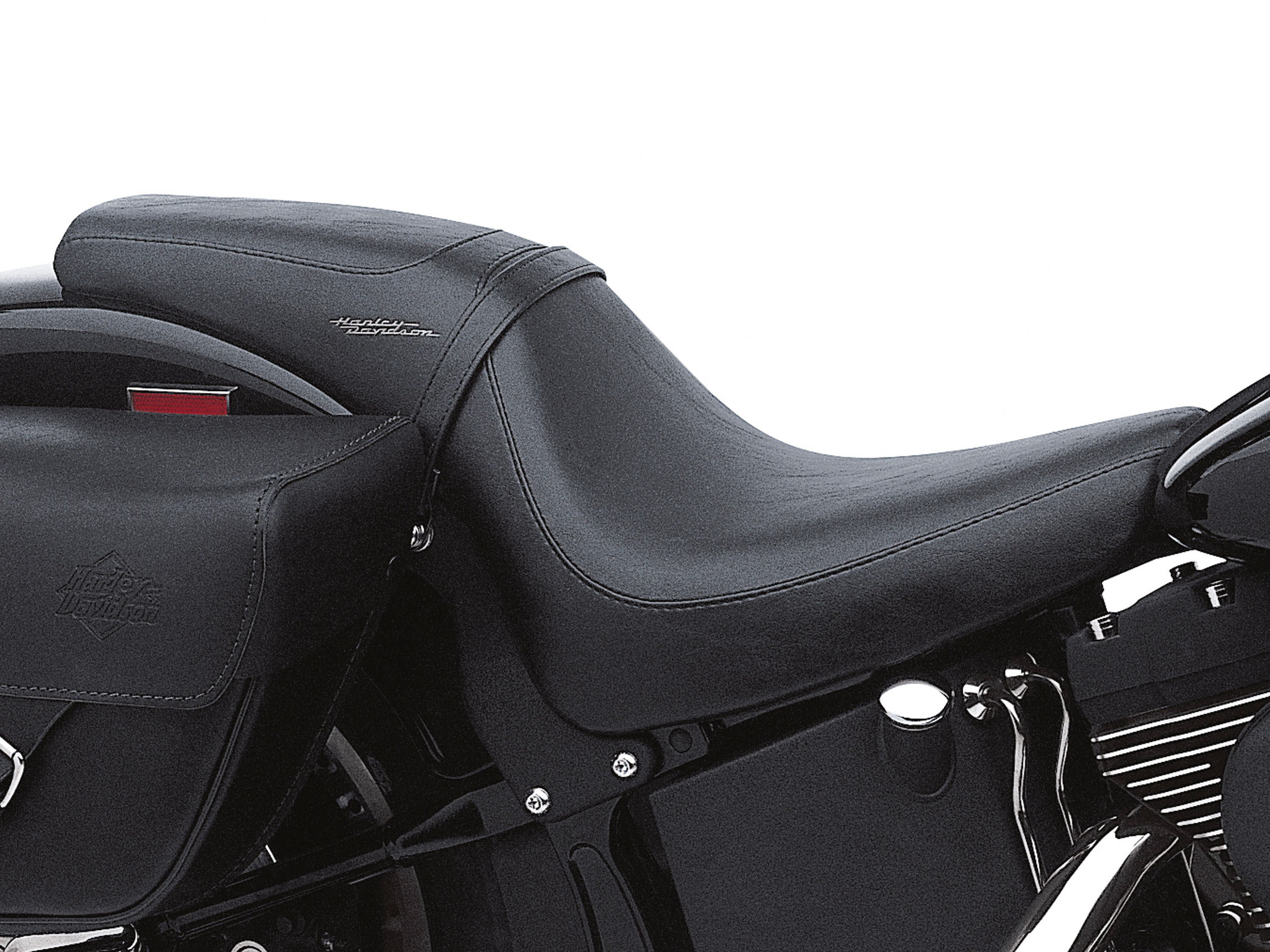 BADLANDER SEAT 52292-00A / Seats / Softail / Parts & Accessories / -  House-of-Flames Harley-Davidson