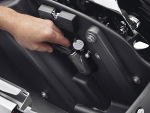 AUXILIARY POWER PORT - SADDLEBAG MOUNT 69200091