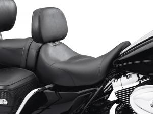 SIGNATURE SERIES SOLO SEAT WITH<br />RIDER BACKREST 51700-09
