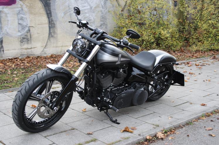 Chrome Extended Tank Dash Console For Harley Breakout FXSB