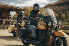 Gallery / Harley-Davidson® Softail FLHCS Heritage Classic 2023