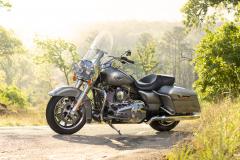 Gallery / Harley-Davidson® Touring FLHR Road King® 2016