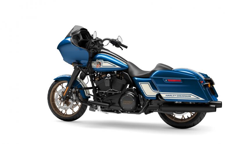 Road Glide ST Fast Johnnie / Harley-Davidson präsentiert das Fast